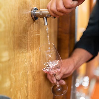 Weingut & Strauße Löffler in Staufen im Breisgau Wettelbrunn Markgräflerland Baden