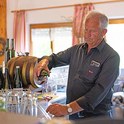 Weingut & Strauße Löffler in Staufen im Breisgau Wettelbrunn Markgräflerland Baden